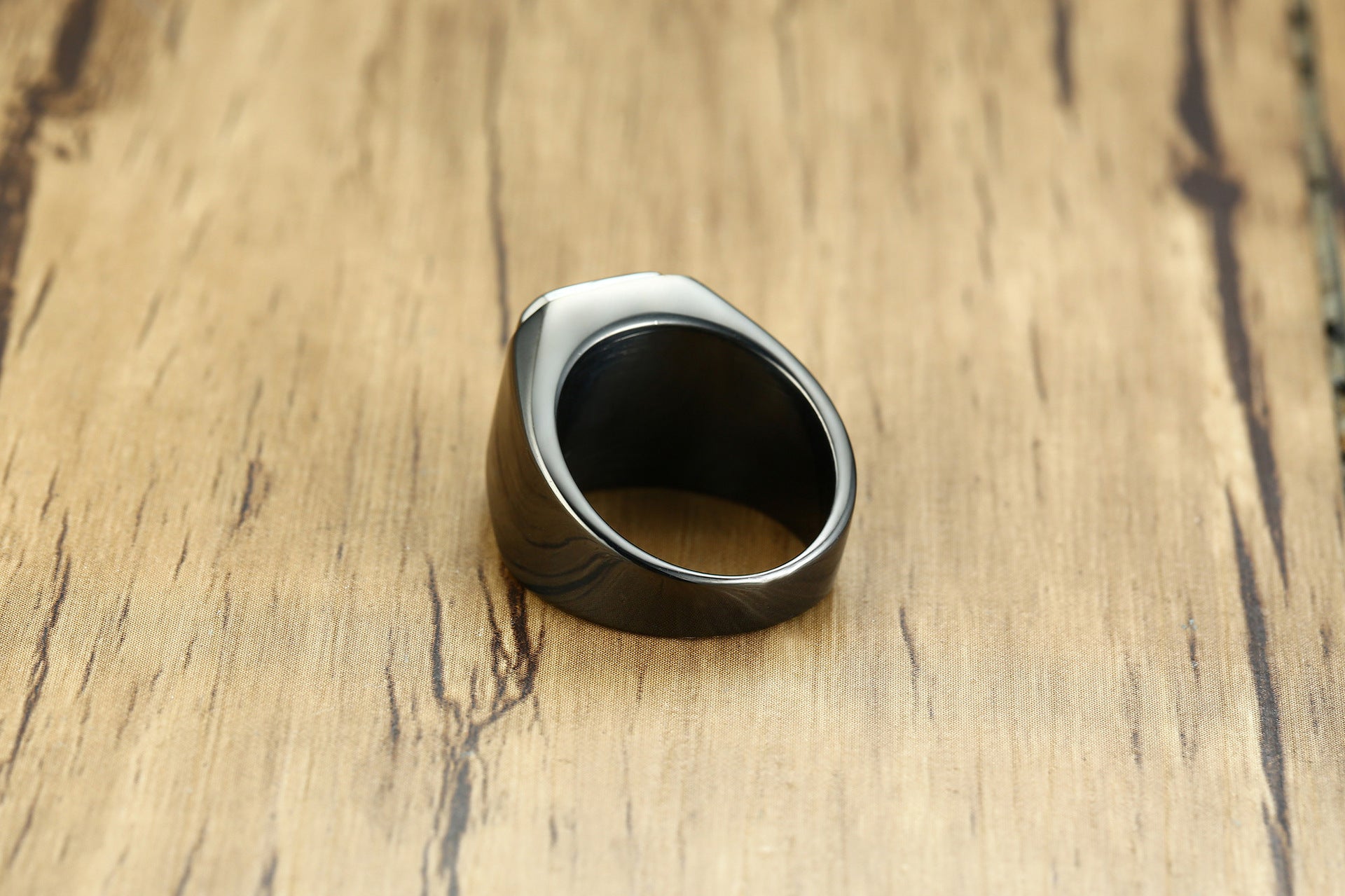 Personalized Diamond-studded Titanium Steel Ring - Málle